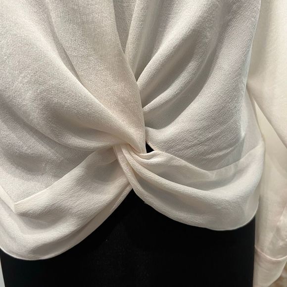 Express Cream Knotted Long Sleeve Blouse Large - Picture 2 of 5